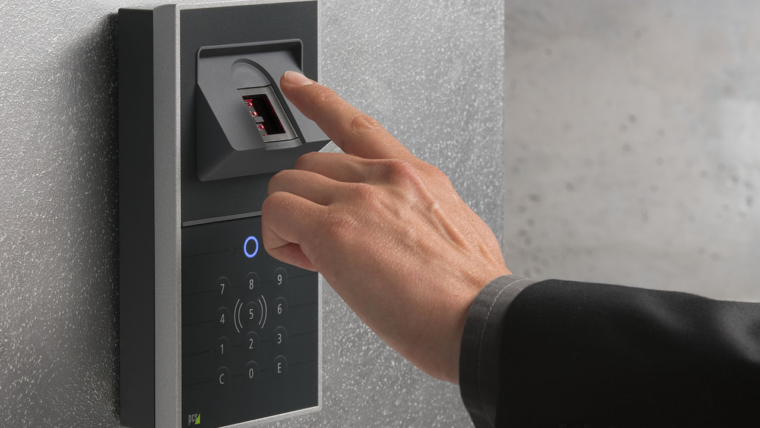 Riconoscimento biometrico